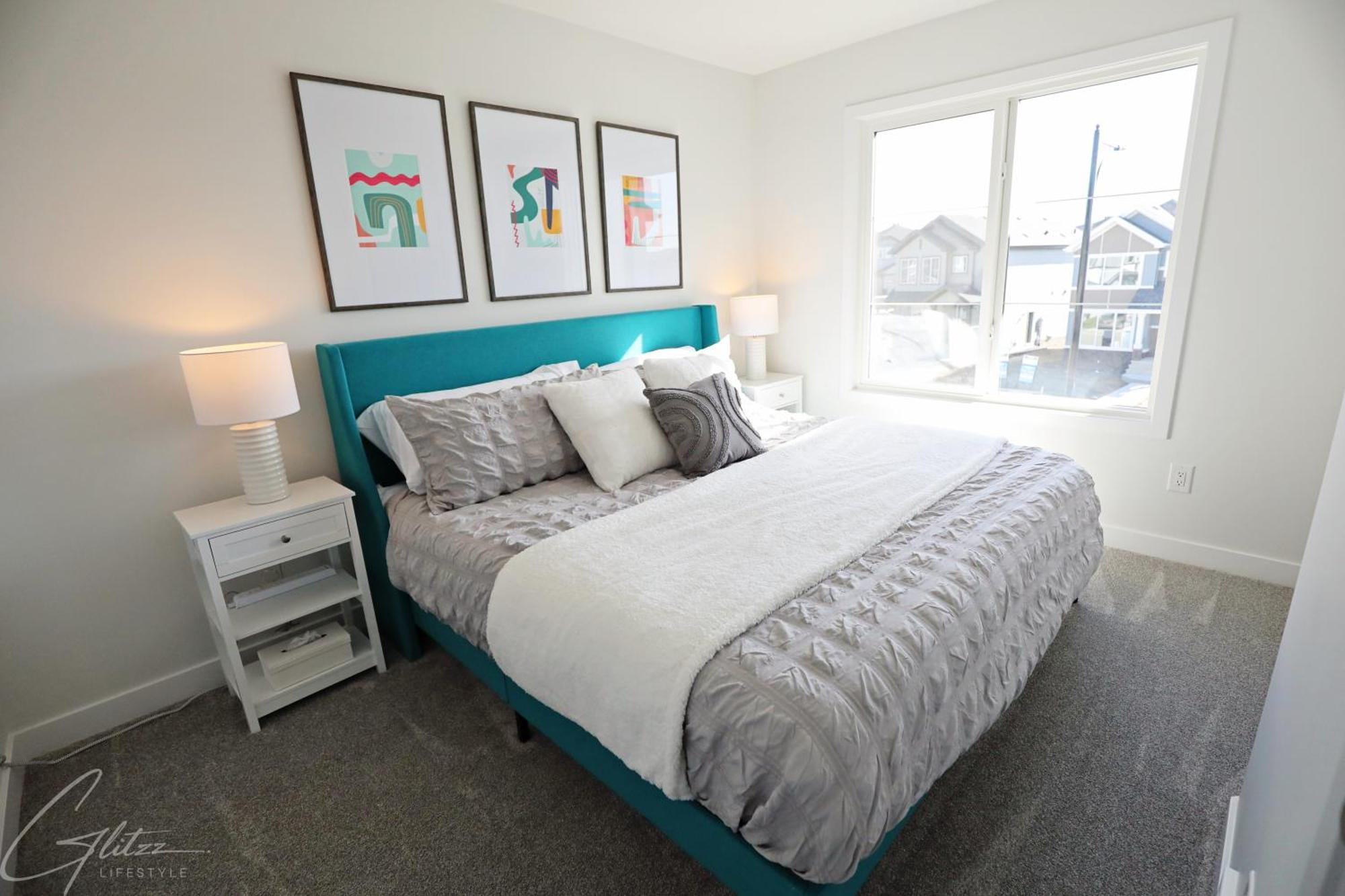 Beautiful Home With 4 King Beds,Airport,Disney+ Edmonton Extérieur photo