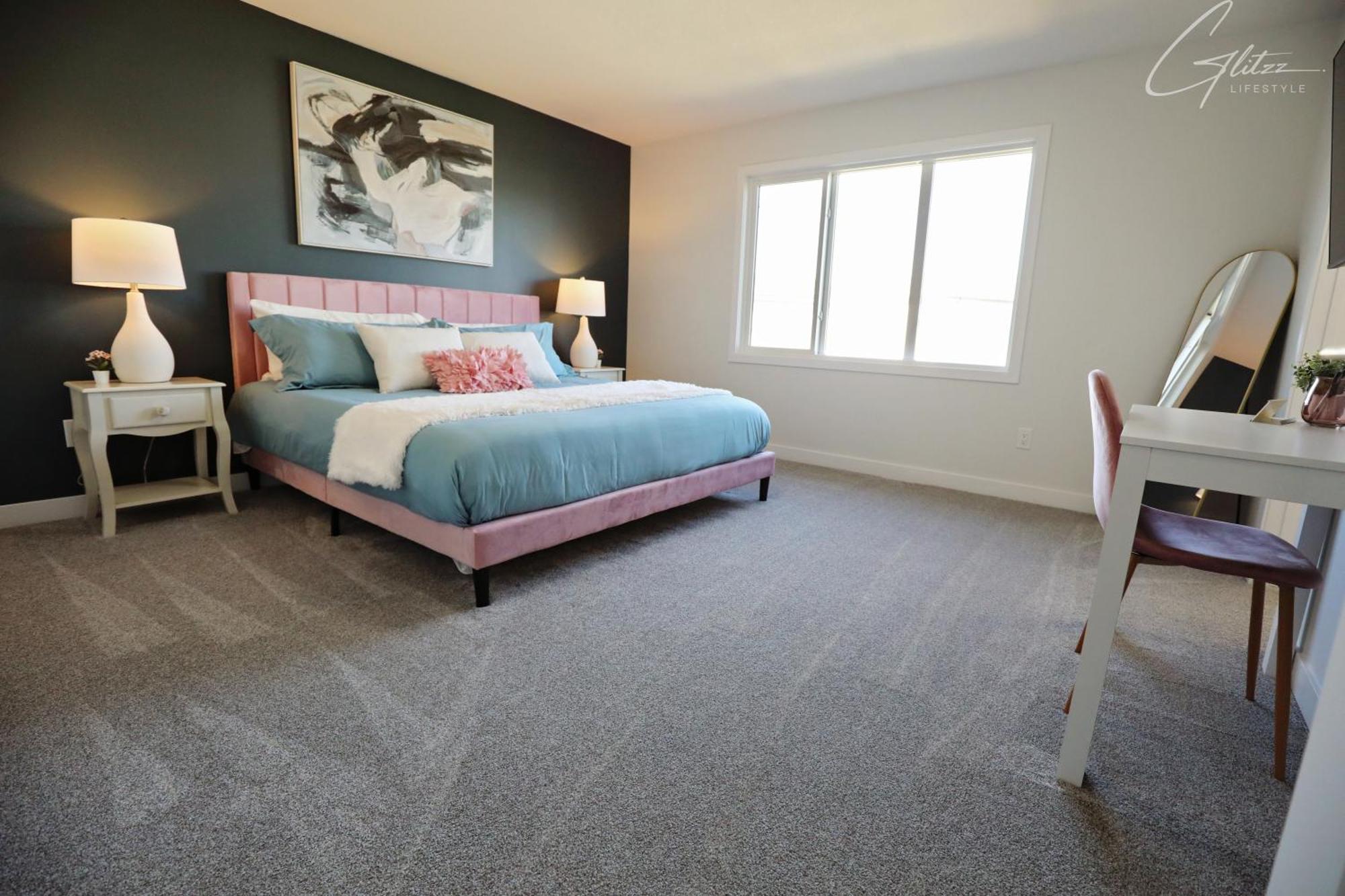 Beautiful Home With 4 King Beds,Airport,Disney+ Edmonton Extérieur photo
