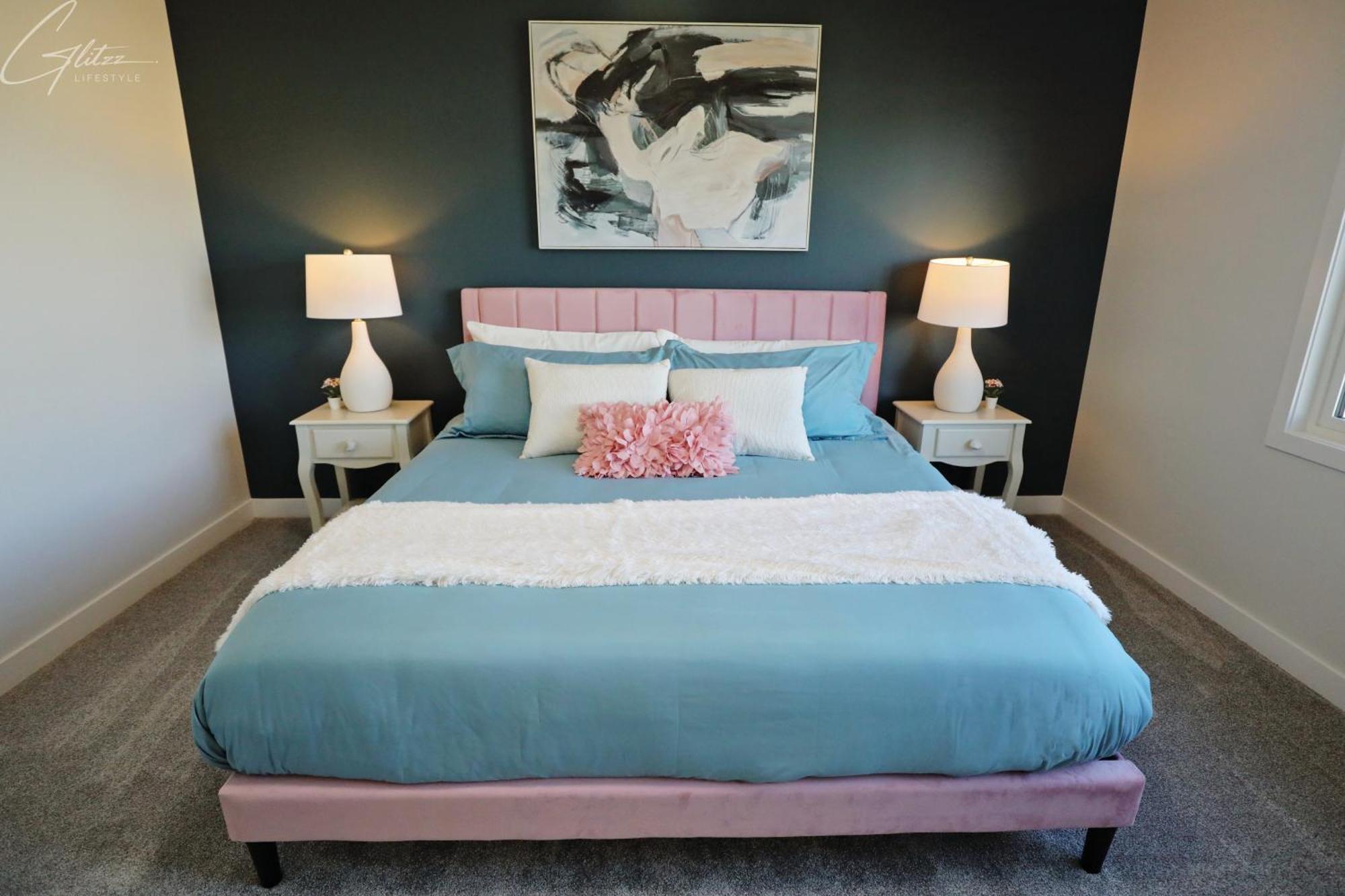 Beautiful Home With 4 King Beds,Airport,Disney+ Edmonton Extérieur photo